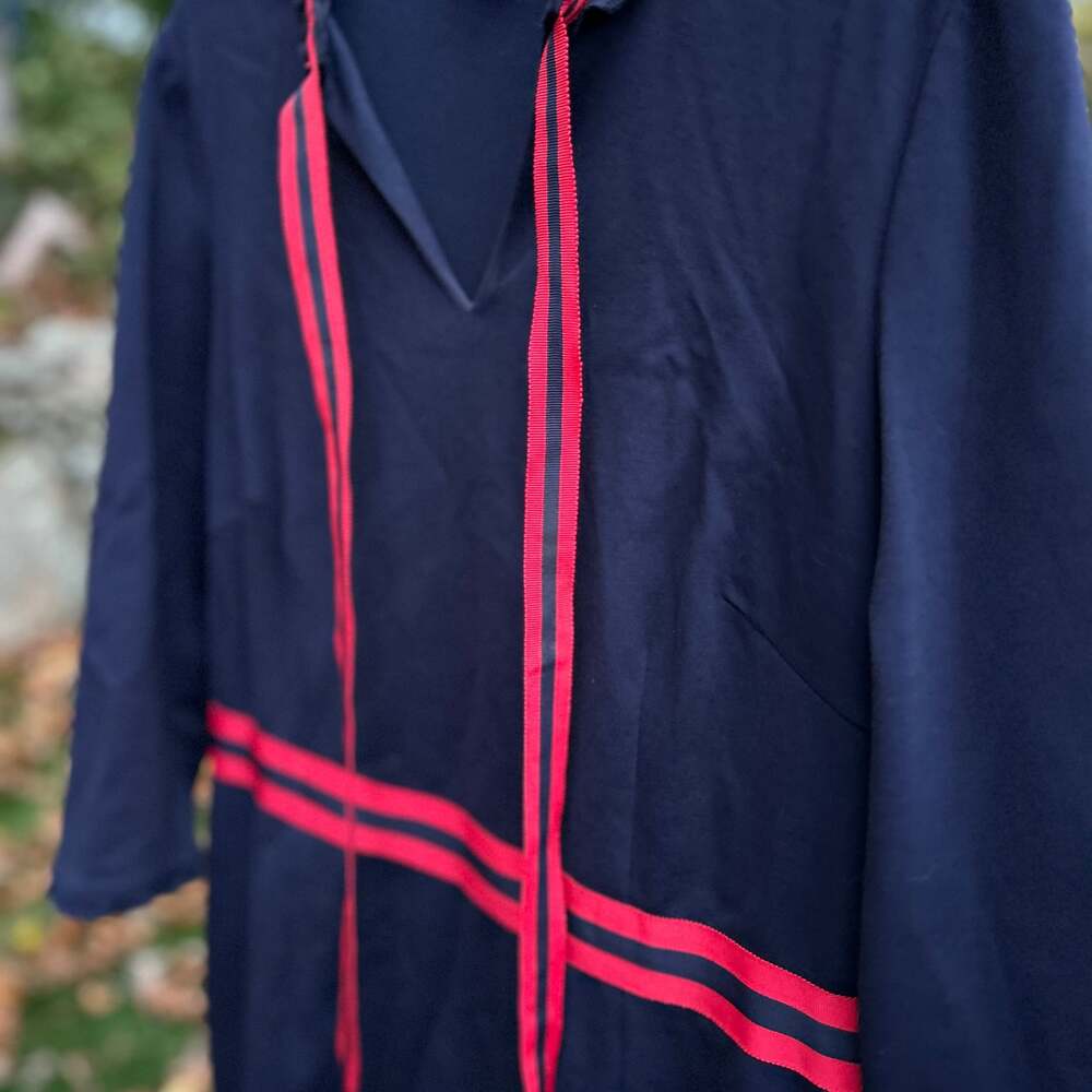 Boden Dress Annette Ponte Dress  Gently used Size 12 Navy Blue & Red. - Picture 5 of 6